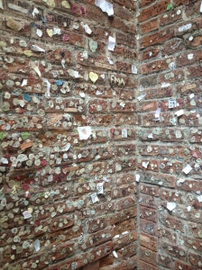 Love wall...or I love gum wall! 